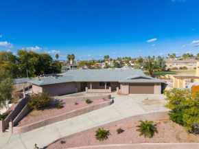 Golfside Oasis, 4-Bedroom Home with Poolside Luxury!